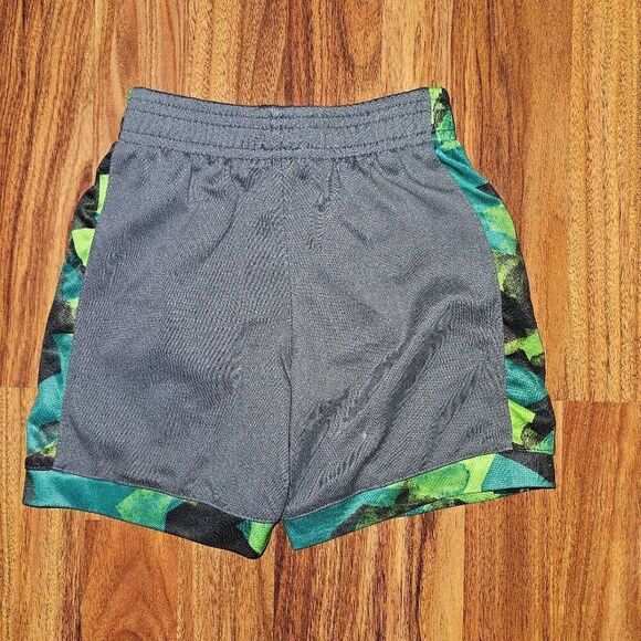 6 for $25 🎃 Grey Green and Black Active Elastic Shorts Toddler Size 3T - Picture 4 of 4